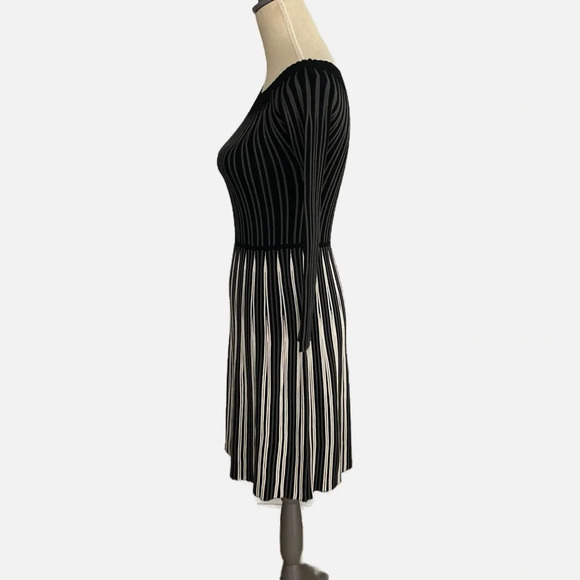 Emporio Armani Dress Knitted Striped Knee Length Size 38 XS Black Gray White - Picture 5 of 13